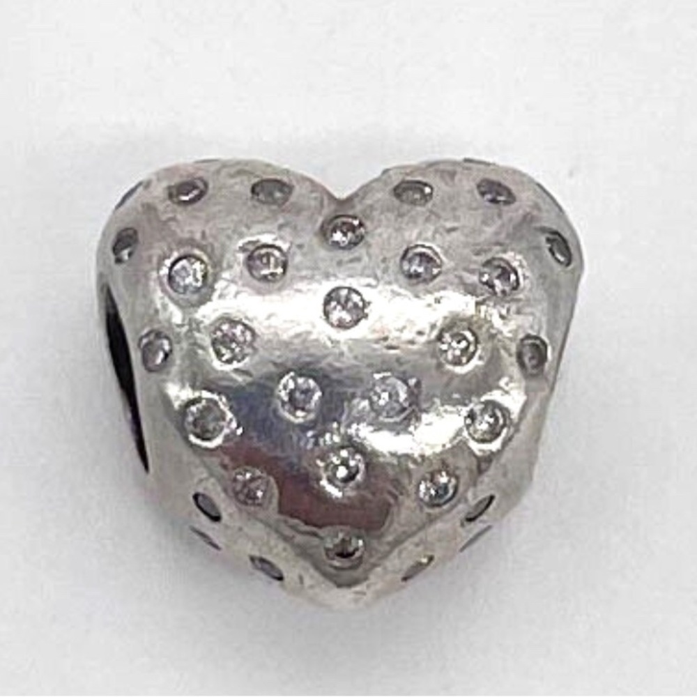 Pandora heart cz